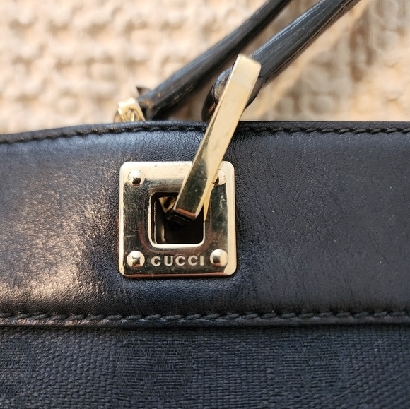 Authentic Gucci Large Size Black Handbag/Tote Bag Gold Hardware Excellent Cond - Picture 5 of 16